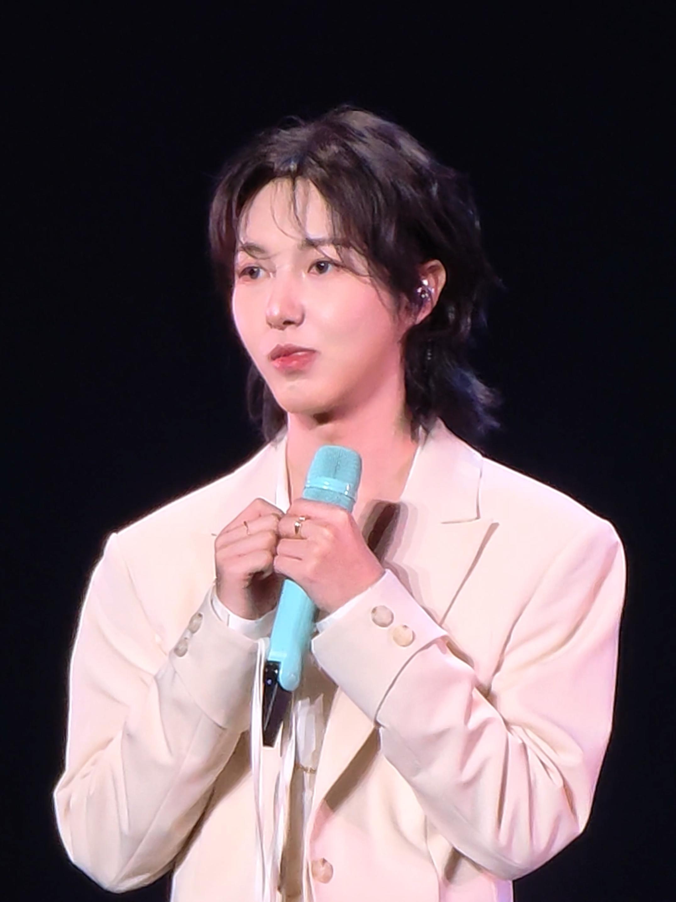笨蛋小咪一口粗掉꒰ᐢ. .ᐢ꒱₊˚⊹♡ 