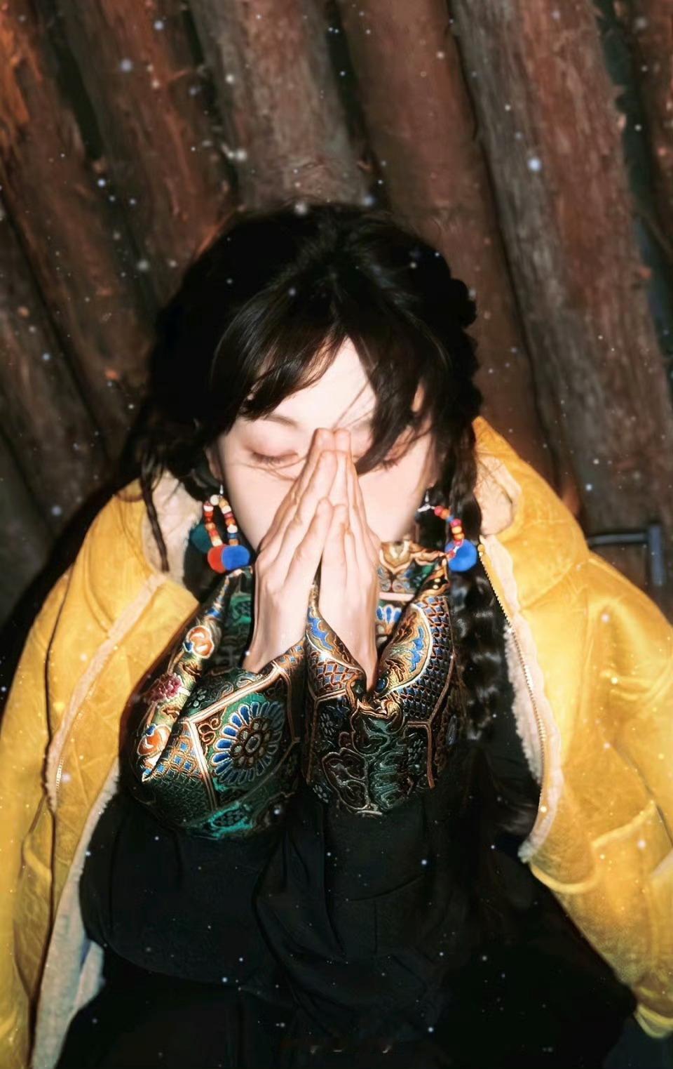 我真的好喜欢田曦薇这张🥹你是神山的女儿，是天生自由的鸟儿 