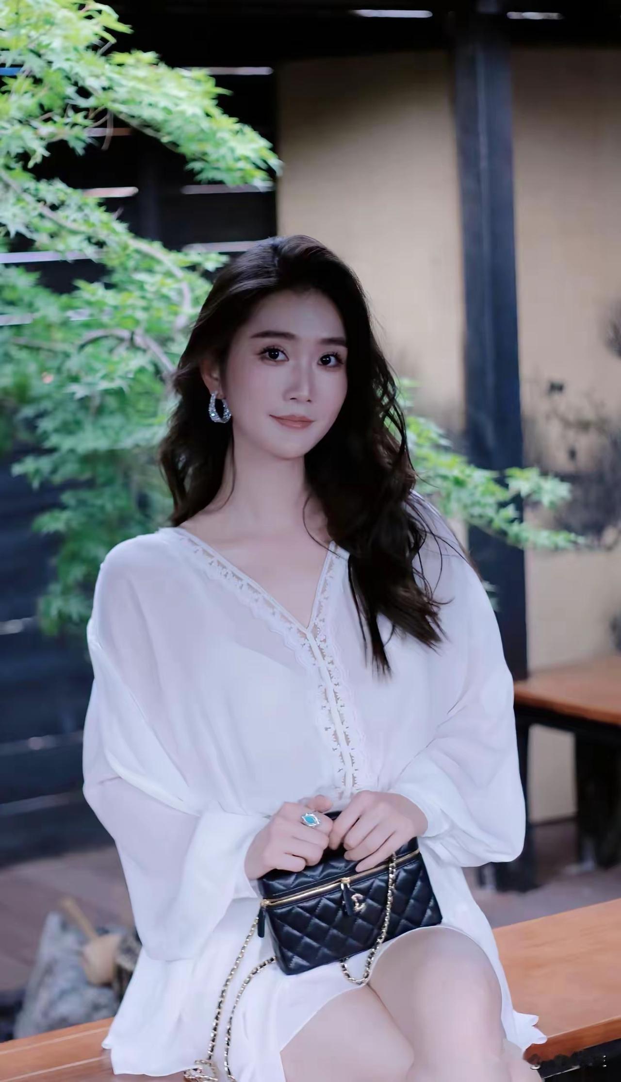 少与人纠缠，多看大自然