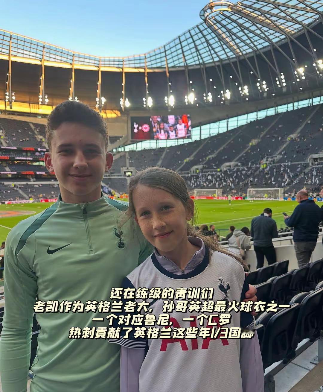 别盯着王钰栋选英超还是苏超了。
真正的问题，中国球员在欧洲没有“自己人”。
日韩