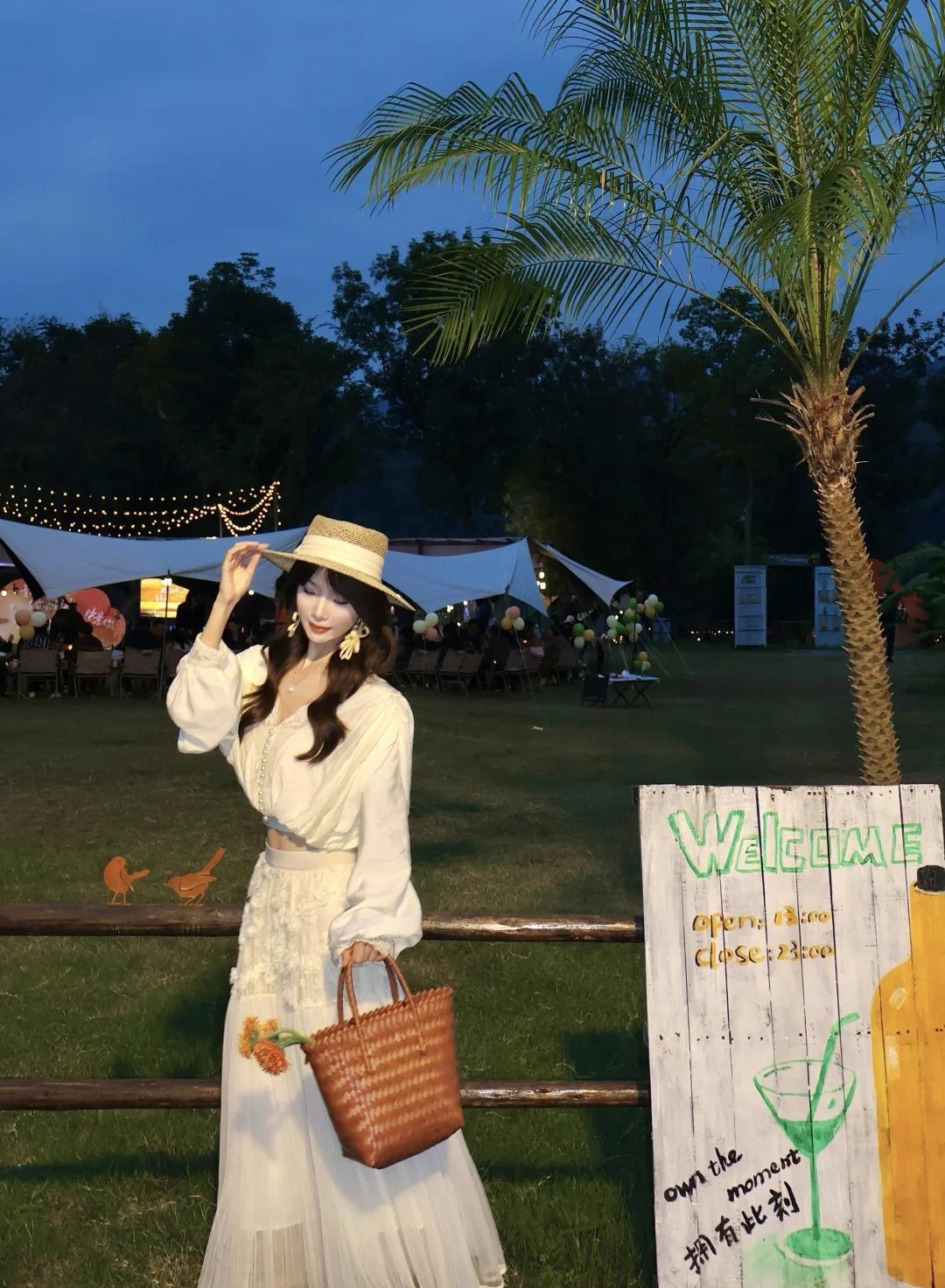 真在重庆！！江畔宝藏露营地🏕️
逃离城市喧嚣 不要把时间耗在漫长车程上
这份重