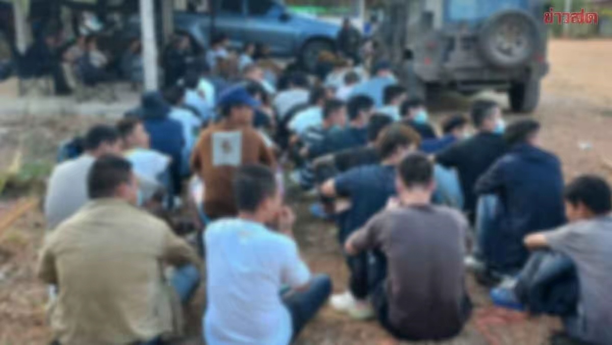 上百名中国电诈犯深夜大闹泰国拘留所要求回国。 