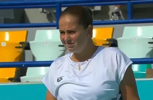 ✅快讯，[呲牙]本西奇退赛卡塔尔躺进八强🔥贝莱克爆冷淘汰奥胖·压力娃送蛋横扫雅