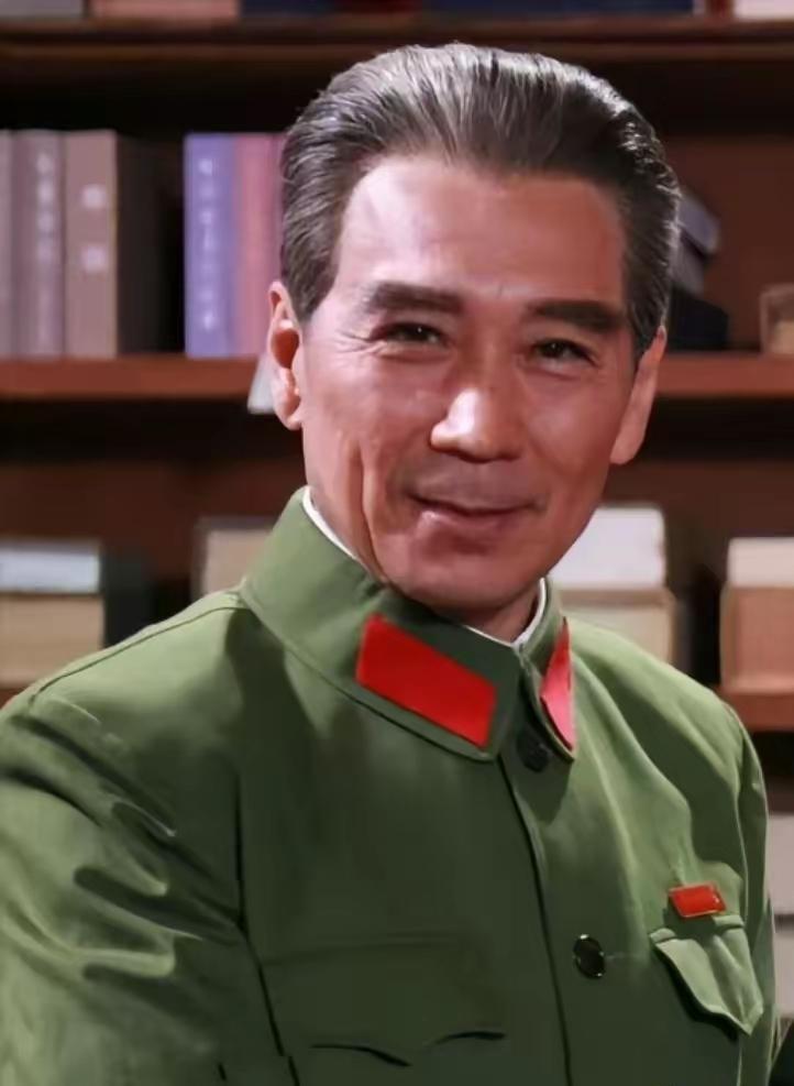 一提周总理就泪目！26年总理生涯，他把人民刻进了骨子里
 
谁的名字，一提起来就