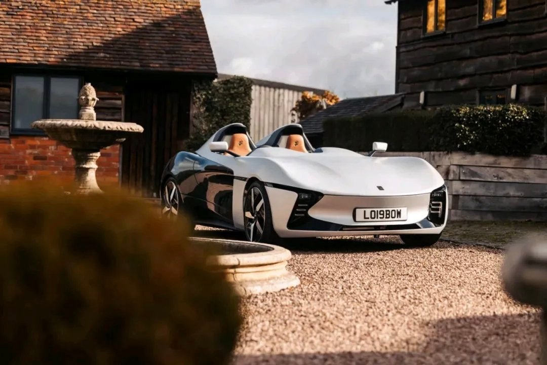 车市热门[超话] 英国初创公司Longbow，打造轻量化Roadster ​​​