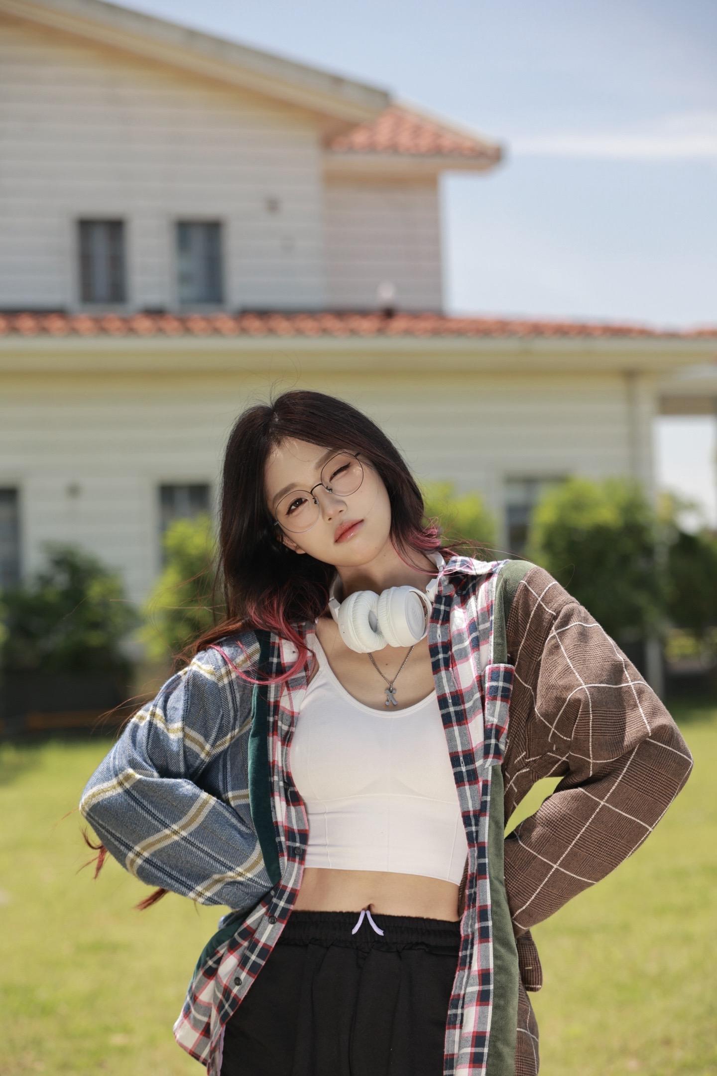 黑皮体育生（不）来也！很愉快的拍摄！！在大大大太阳下！