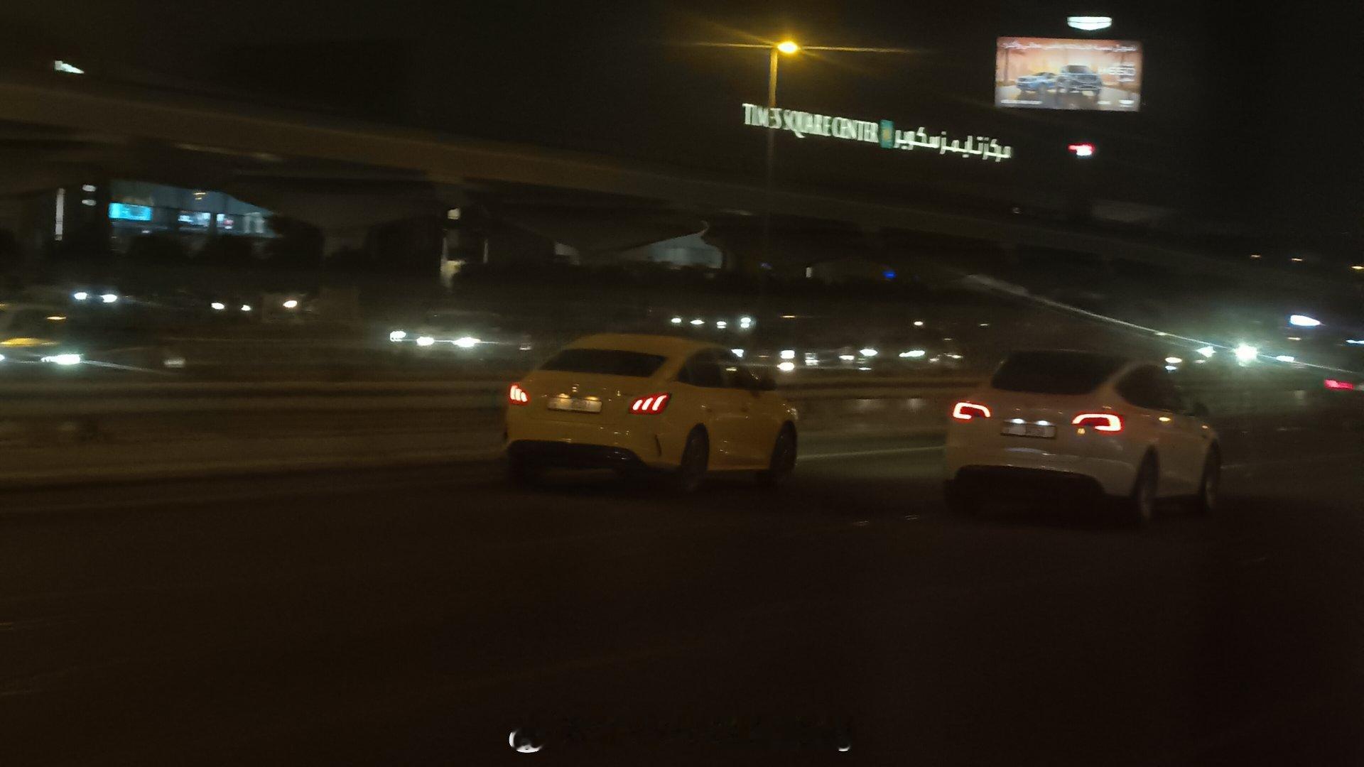 中国车这部分看到了豪越、MG5，还有个海豹EV出租车没拍到，数量上来说比我想象的