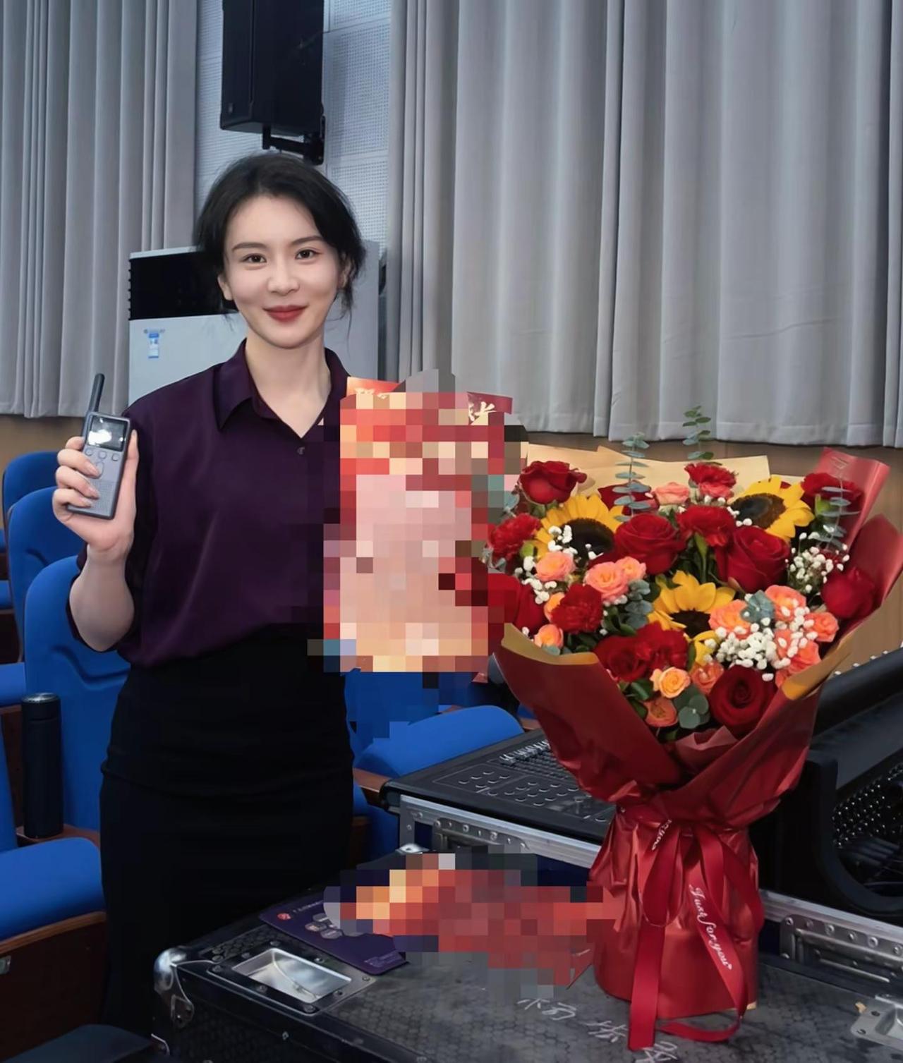当初的愿望实现啦～我与你们的故事开始啦部队晚会 晚会导演