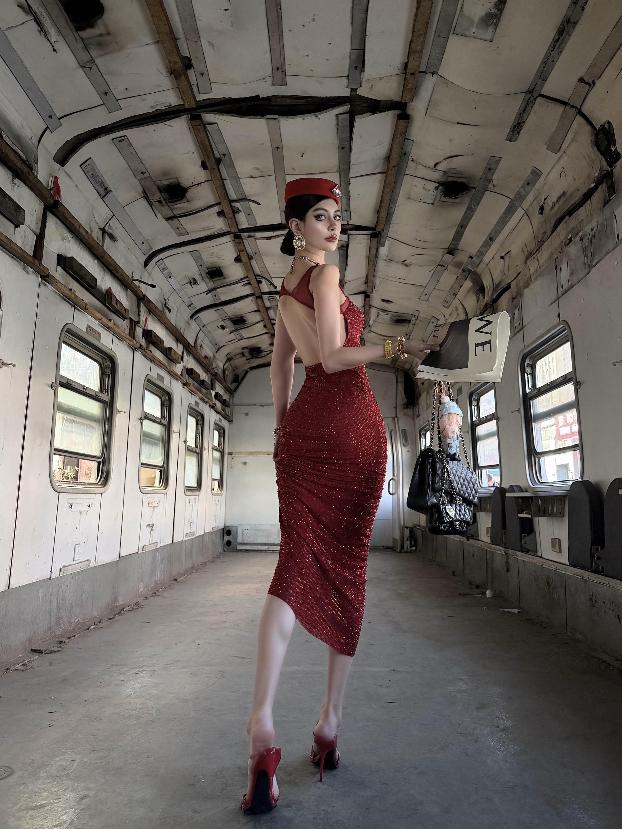 展示我的腰臀比。