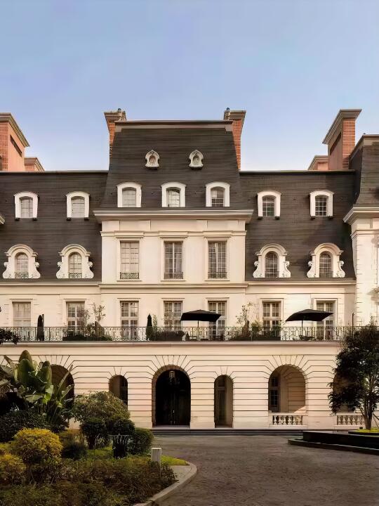 陈路周在瑞城住的酒店，其实在成都市区哎