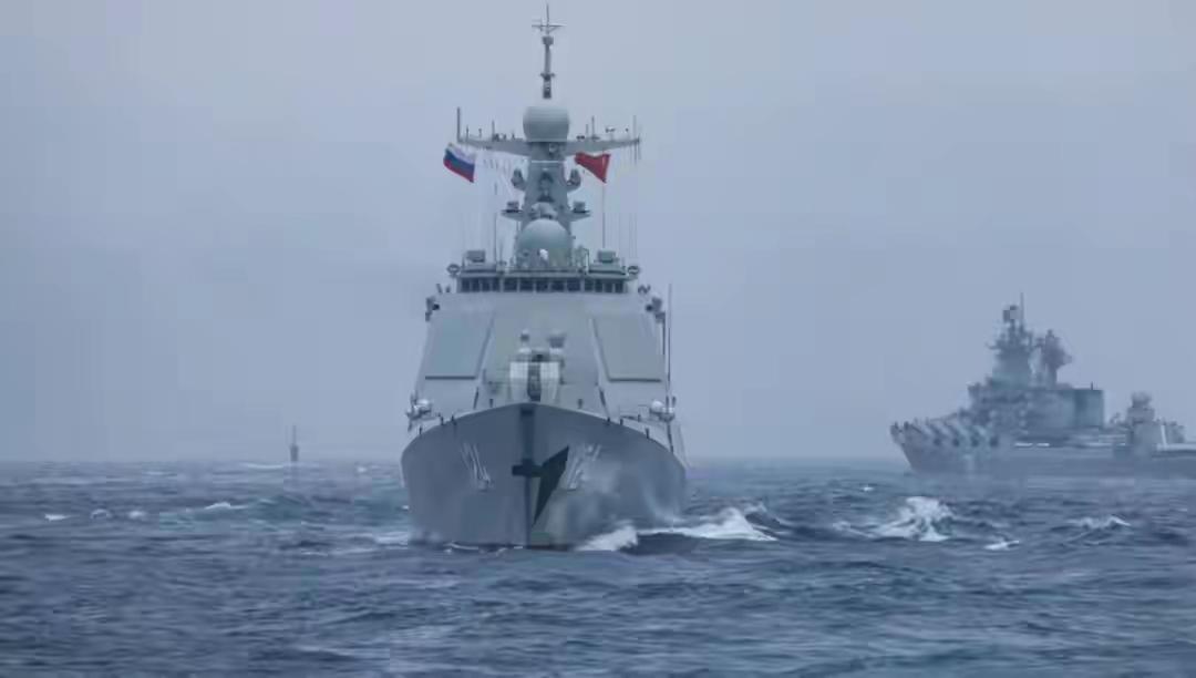 美军舰机双线堵门，3国逼中方退让，南海划禁区，轰-6K已经挂弹

7月22日，美