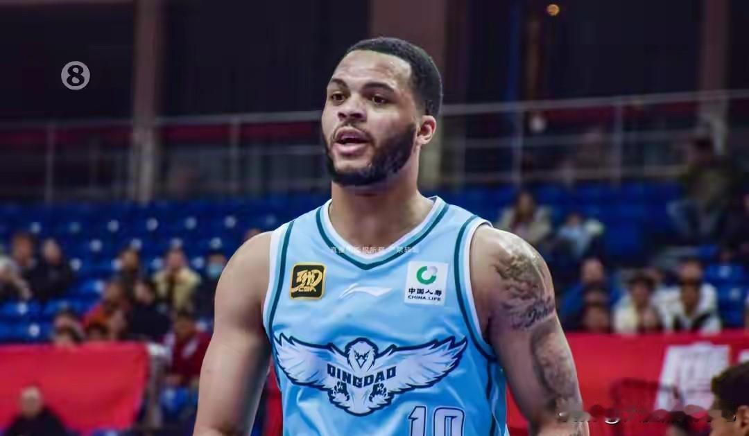 今晚青岛将会客场挑战北京，青岛已经五连败，再也输不起了，今晚一定会全力拿下北京。