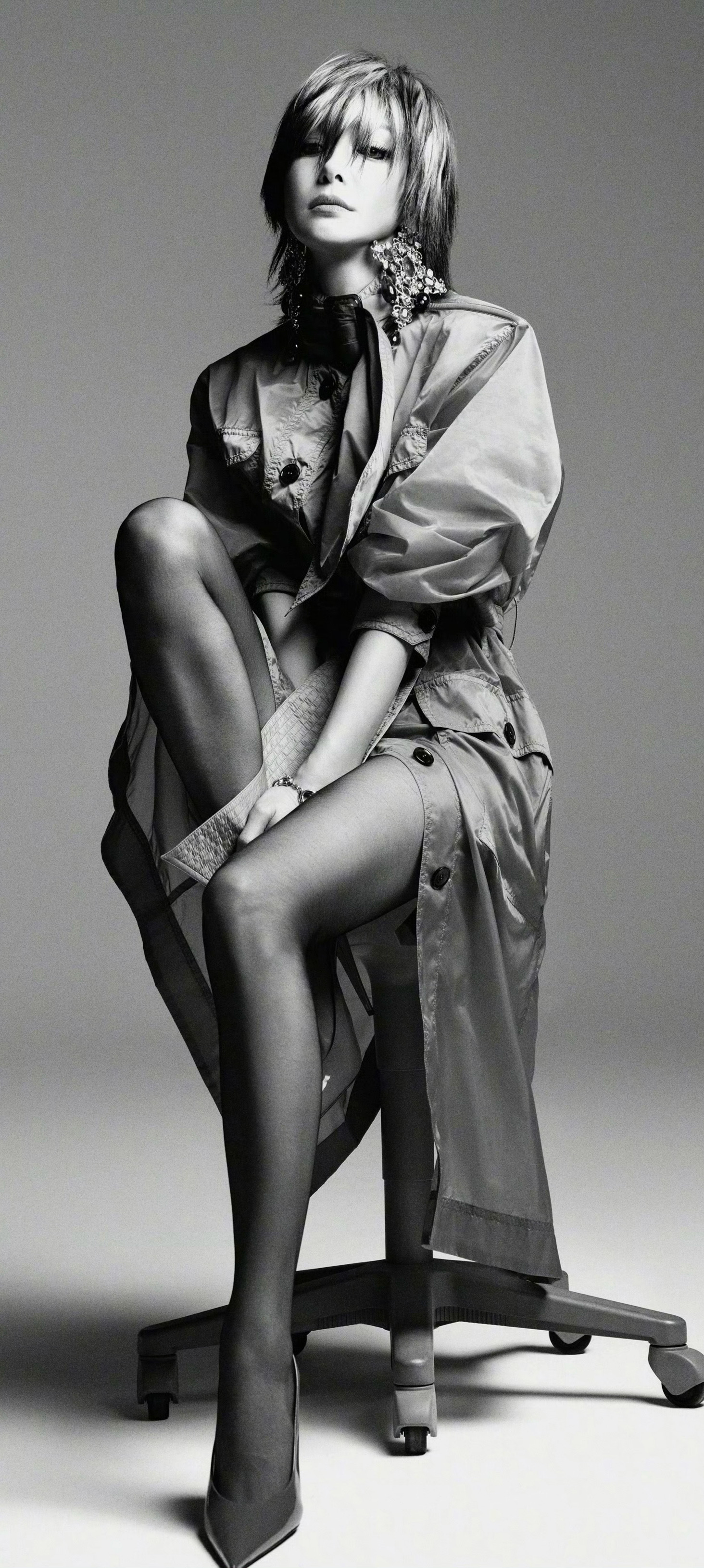 秦岚COSMO希区柯克式大片不一样的秦岚