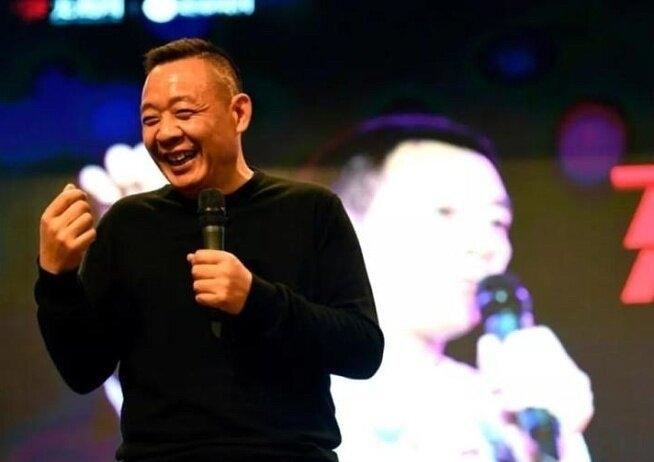 胖东来许昌老店关闭周边商户发声

8月7日，于东来在直播里说了一件事——胖东来许