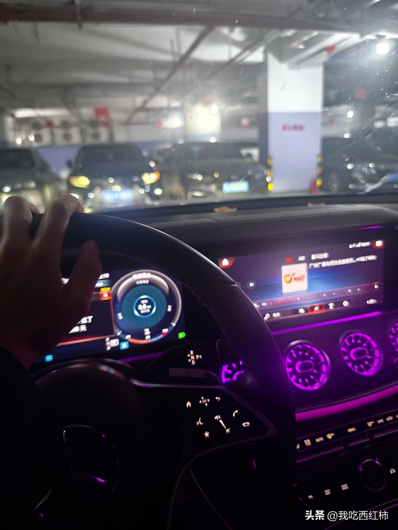 89年，37岁，未婚未育。
讲真的，除了对不起我父母，我真的挑不出自己人生哪里不