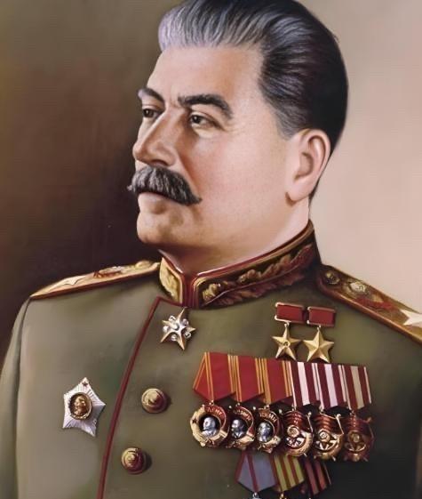 斯大林肃反是很血腥，至今很多人认为这是他的一大罪状。然而，参照现在美伊冲突，伊朗