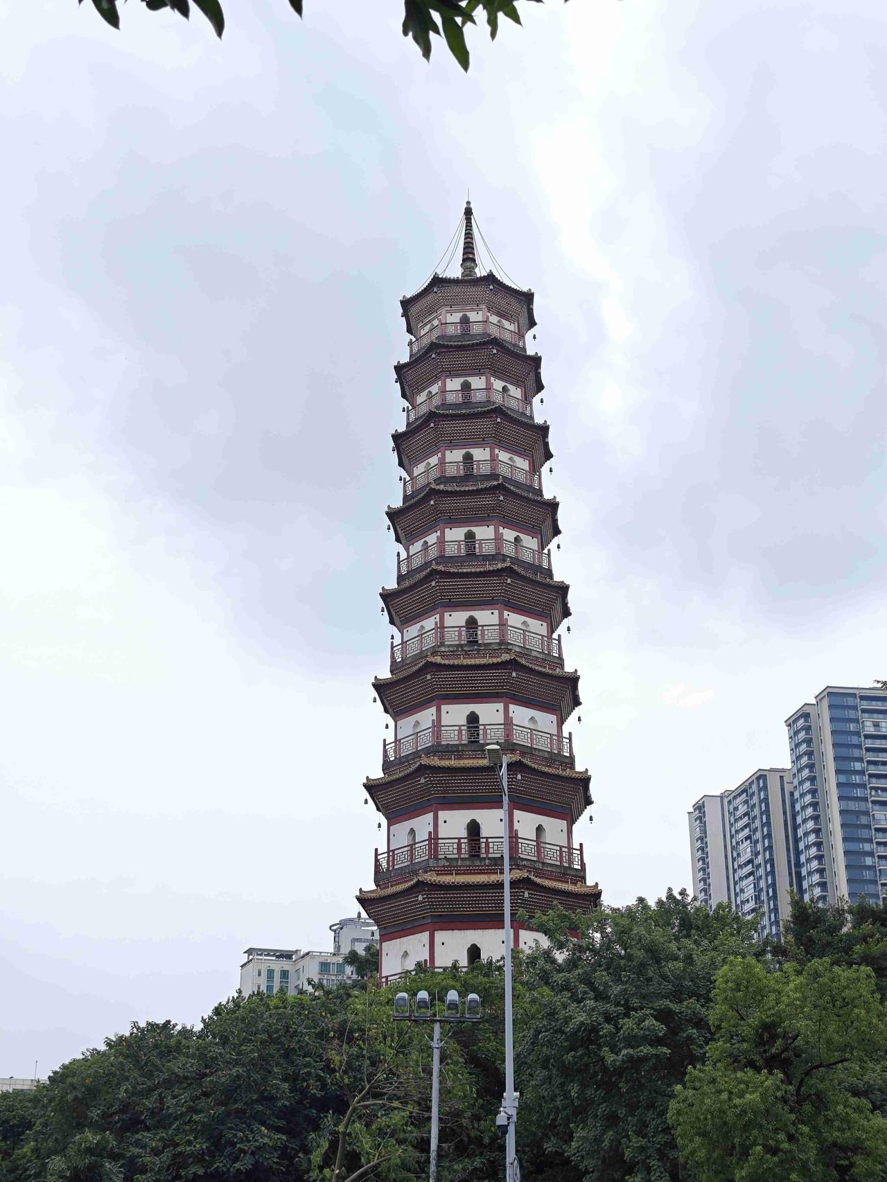 这是不是有什么玄学？

十多年前一位中医大师在广州日报连载每日养生靓汤，圈粉无数