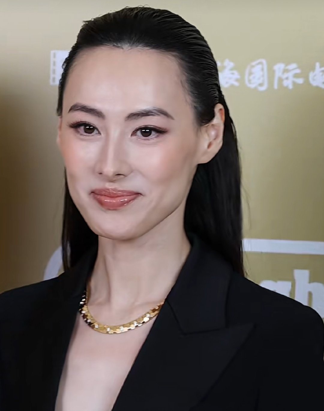 木型高配面部是真相