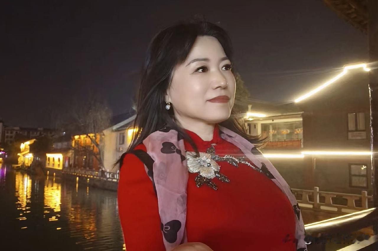 我2022年50周岁银行退休了。

前两年还没感觉到什么，但是这两年身边的同龄人