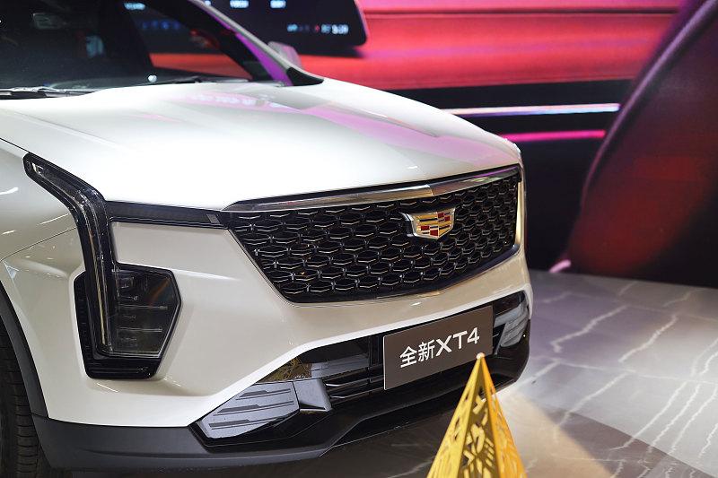 凯迪拉克XT5插混版上市，25.99万起，纯电续航215km
凯迪拉克XT5全新