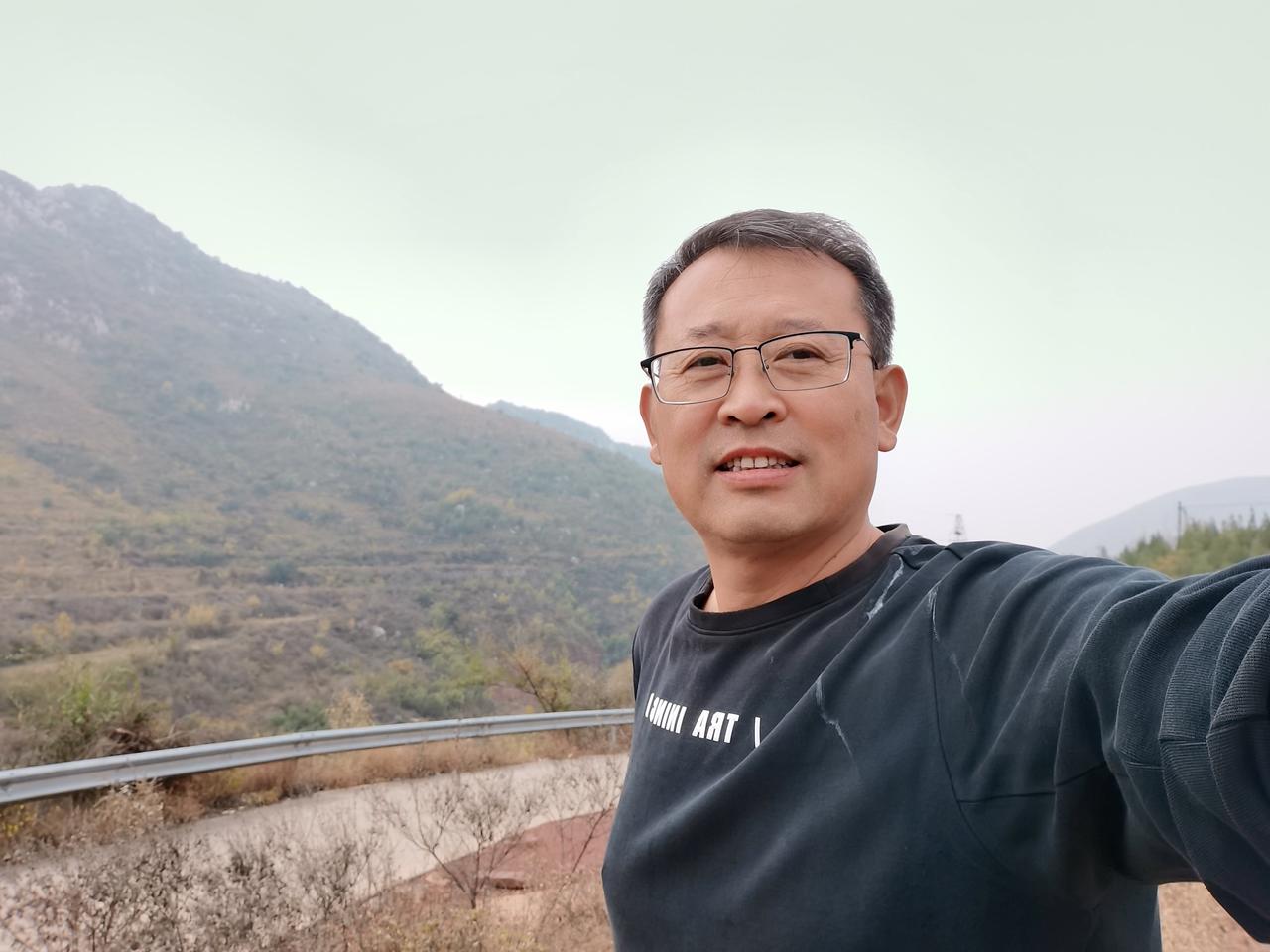 珍贵的戒烟契机是如何错过的？

一个朋友，轻微脑梗了，医生建议必须戒烟。
他做不