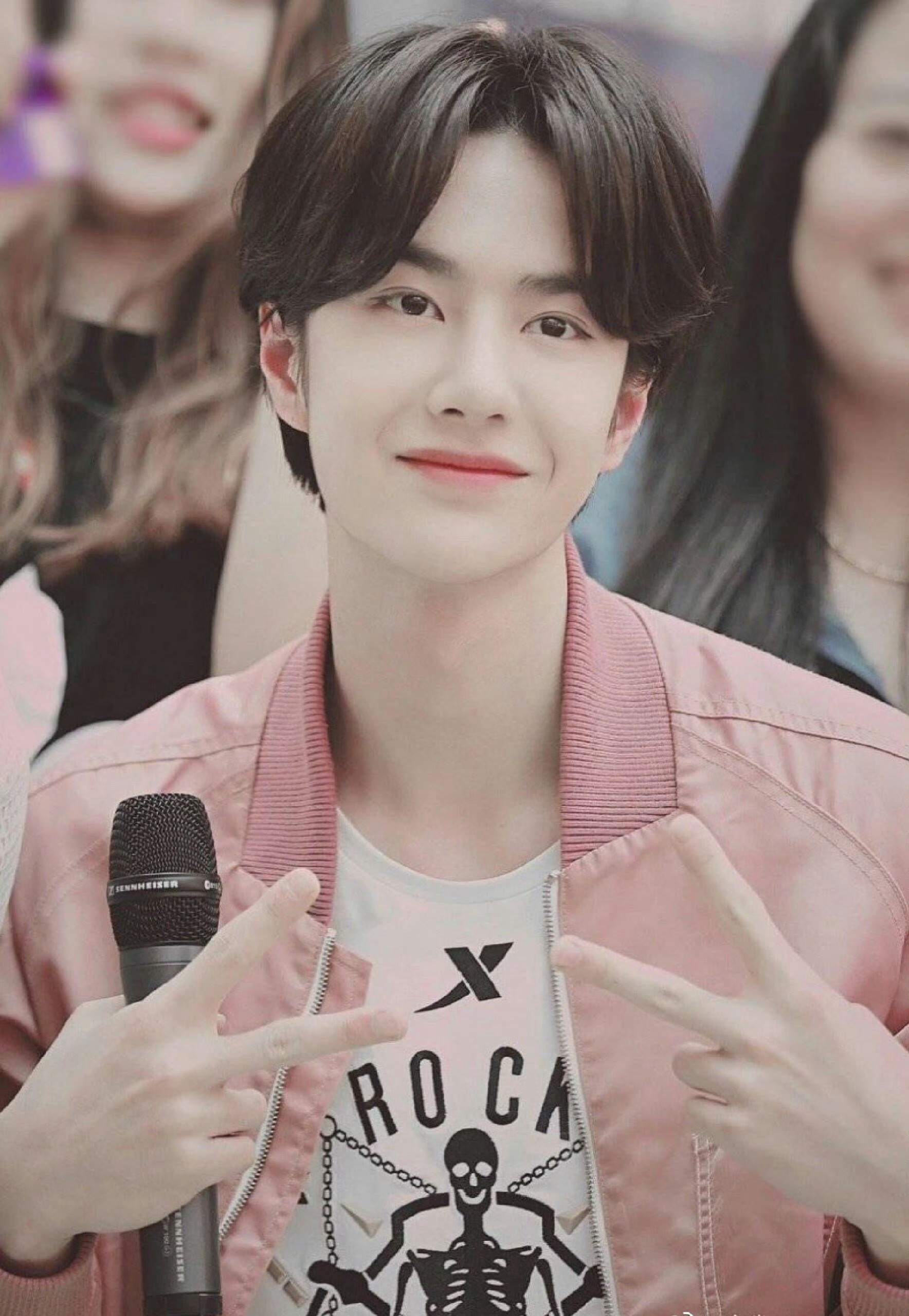 王一博 从小到大的博味💚王一博