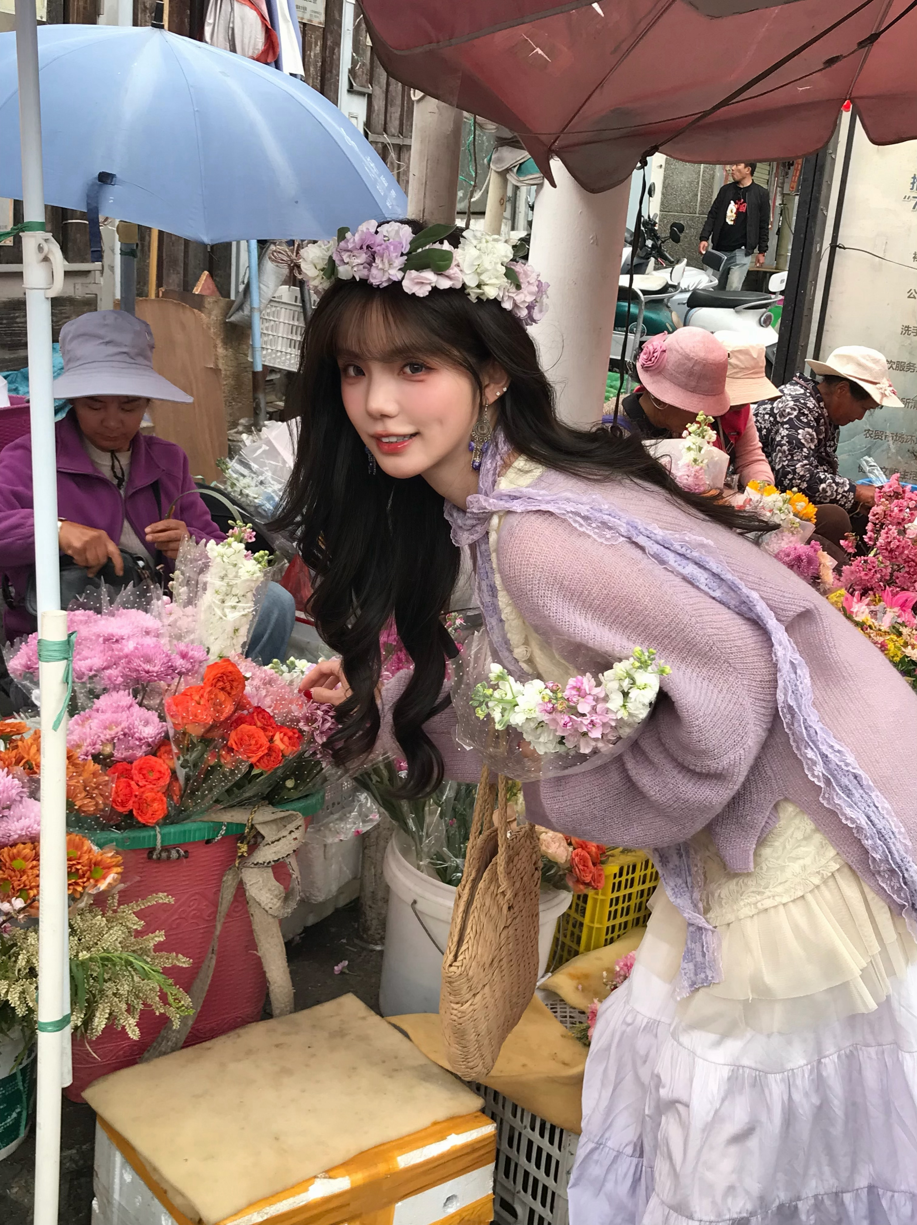 终于编上花环啦💐 