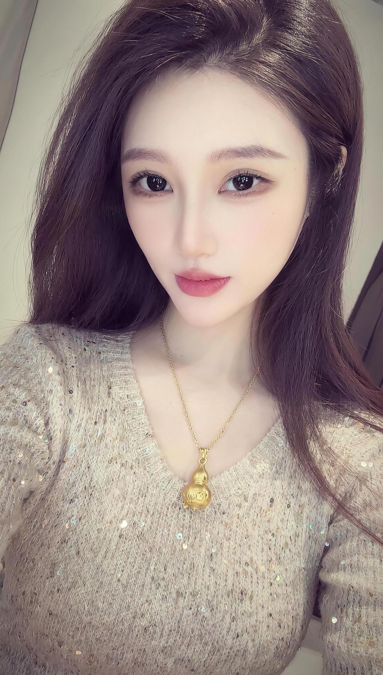 AI清透自拍 随变ai随便玩 AI创作特效