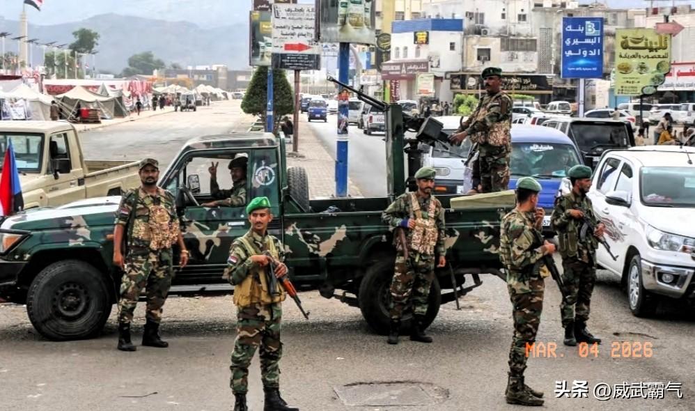 也门胡塞武装已经官宣：
如果沙特阿拉伯以及其他国家对伊朗伊斯兰共和国进行干预，我