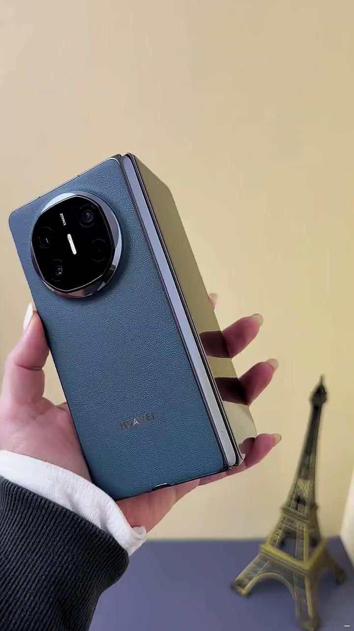 现在该不该换手机华为Mate X6这波降价有点狠，官网直降3000再以旧换新补1