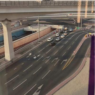 浙江杭州，女子一家六口去迪拜度假，原计划3月1号回国，却因为战争滞留了，女子这下