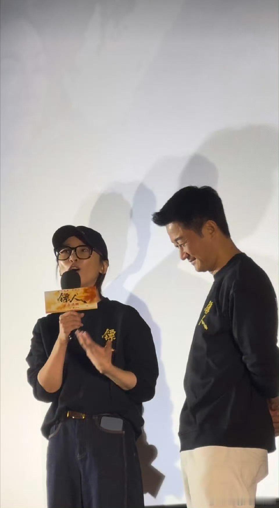 谢楠告诉吴京会有人为你而来谢楠现身镖人路演 破防了！谢楠路演谈及吴京机场小插曲，