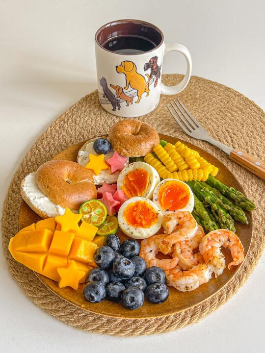 快手早餐🥯mini贝果溏心蛋芦笋虾仁🍤美式☕️