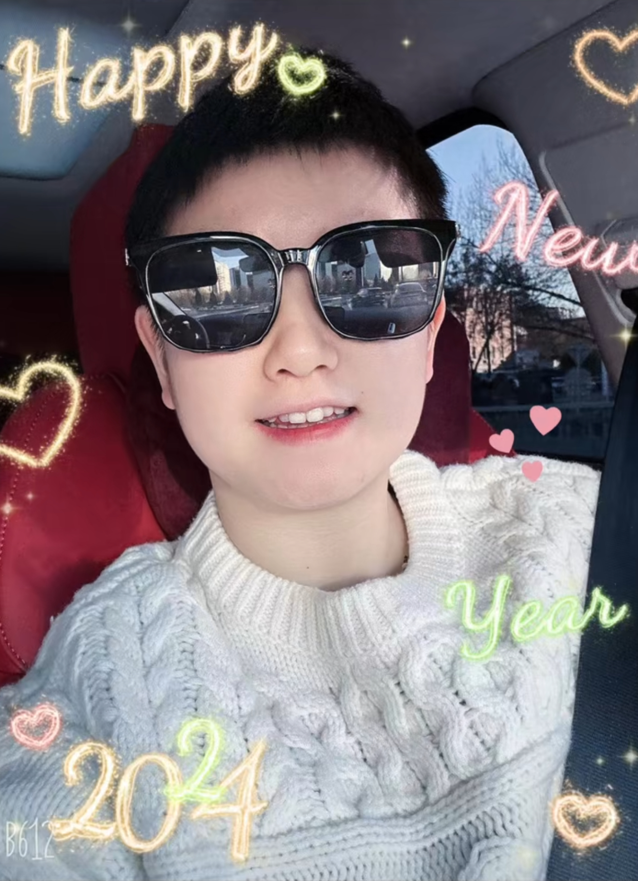 孙颖莎提车 莎姐开车就是这样子的，副驾是我的[害羞] 