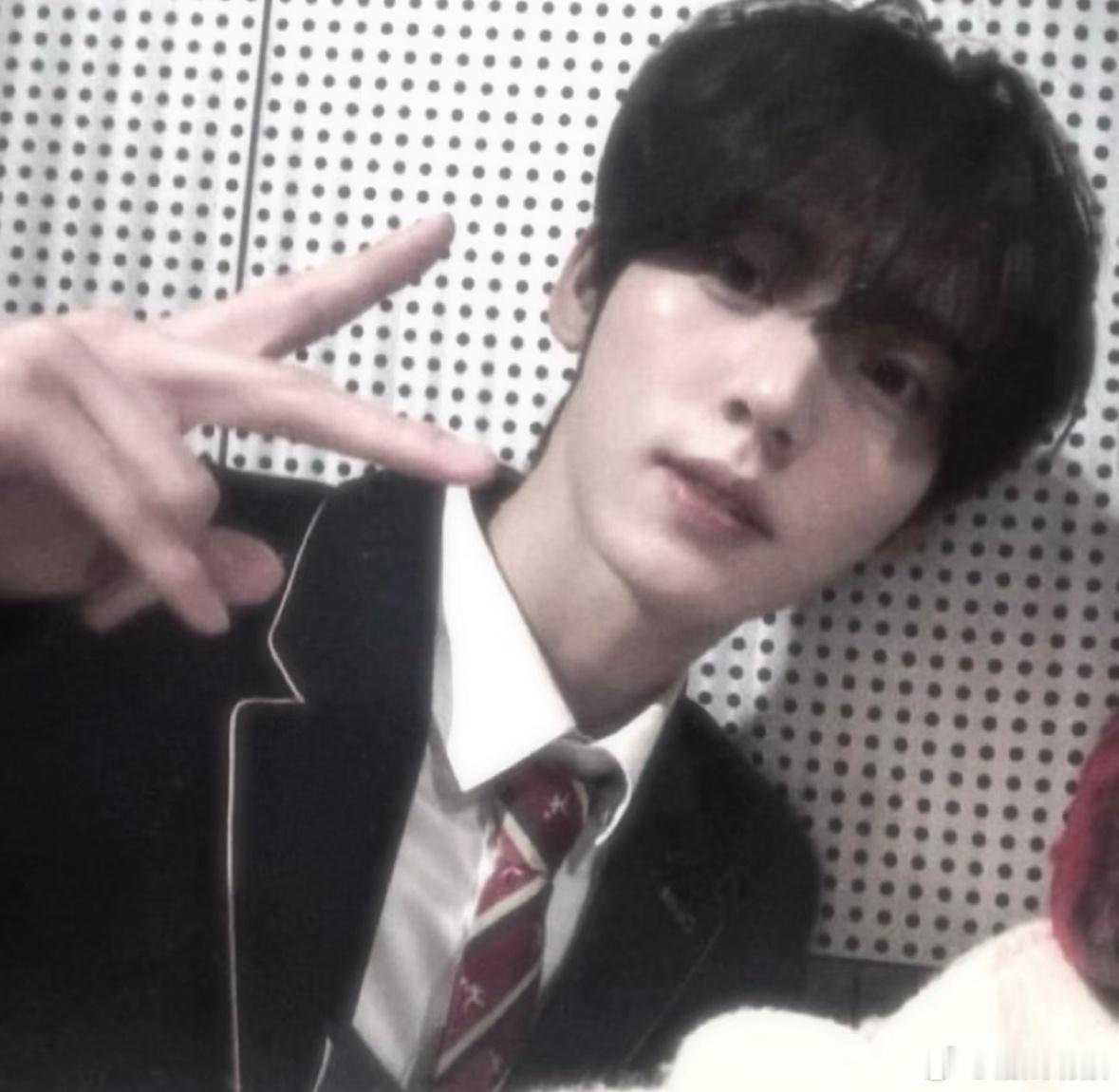 如果我 一颗心被你俘虏和你 网页链接⊹ ♡┈┈ 𓏴  𓏴 ┈┈♡ ⊹ 