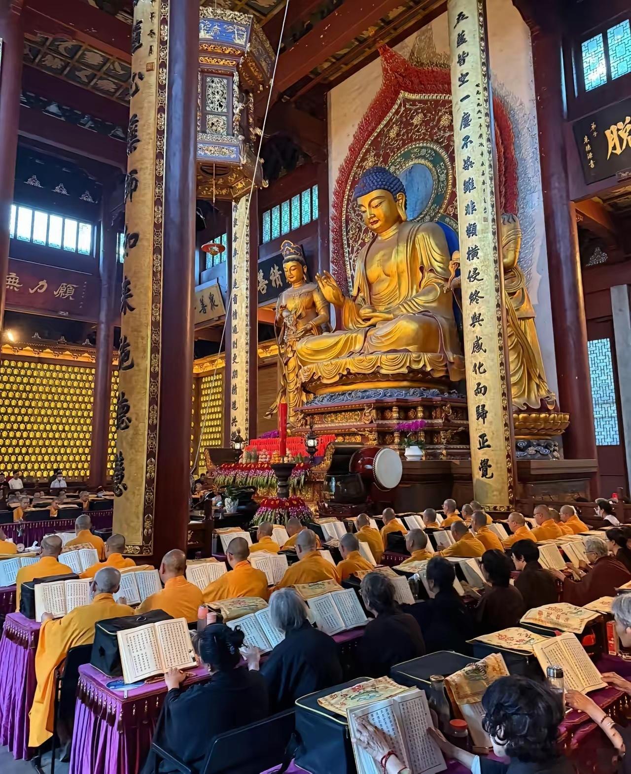 灵隐寺直接冲上热搜！不是因为新主持上位，而是灵隐寺单日预约人数破3万，双休日5万