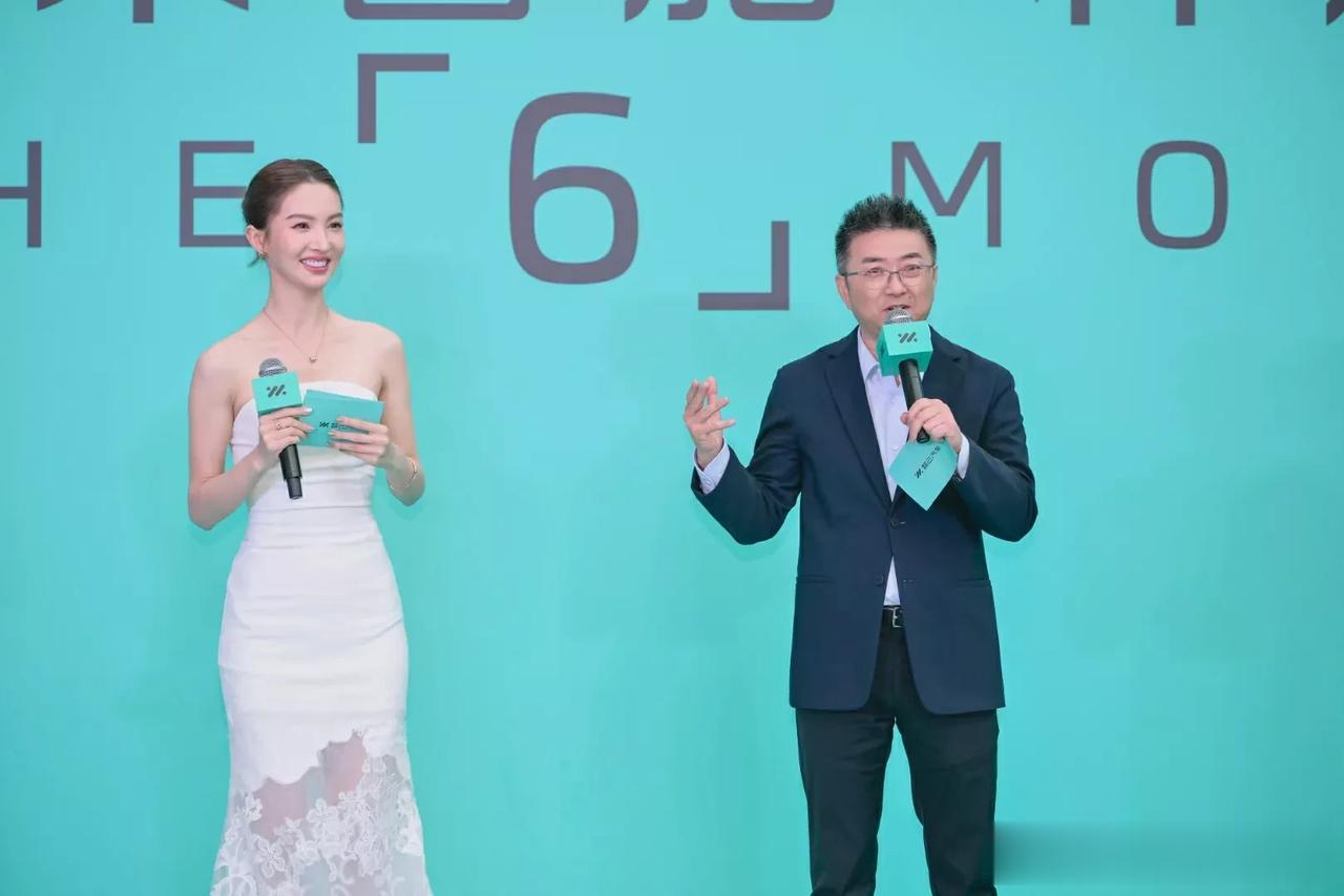 最近这两年，车展期间来明星站台的并不算很多，不过也有例外。例如2023年11月1