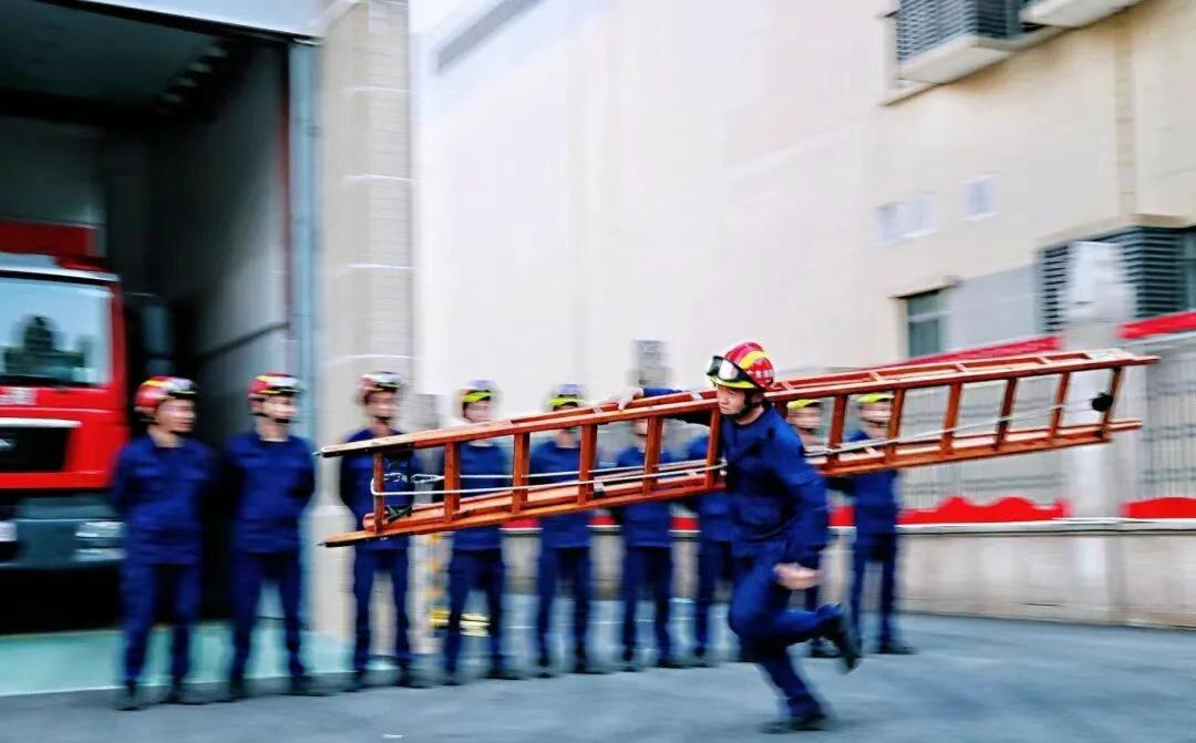 【南沙好工作】为满足广州市社会经济发展对消防救援力量的需求，现面向社会公开招聘8