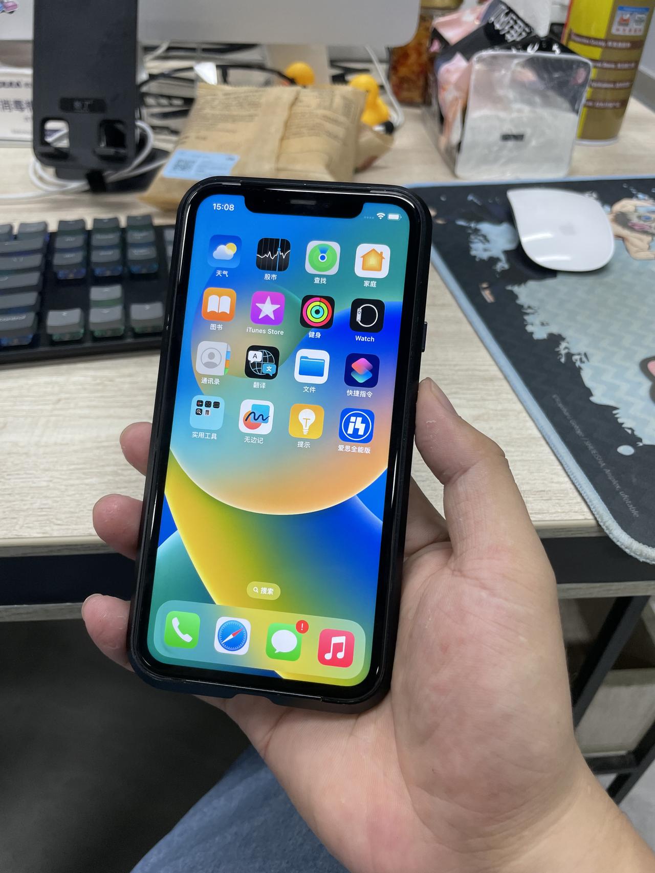 内置接近7000mAh电池（双电芯）的iPhone 11，这续航估计用两天都没问