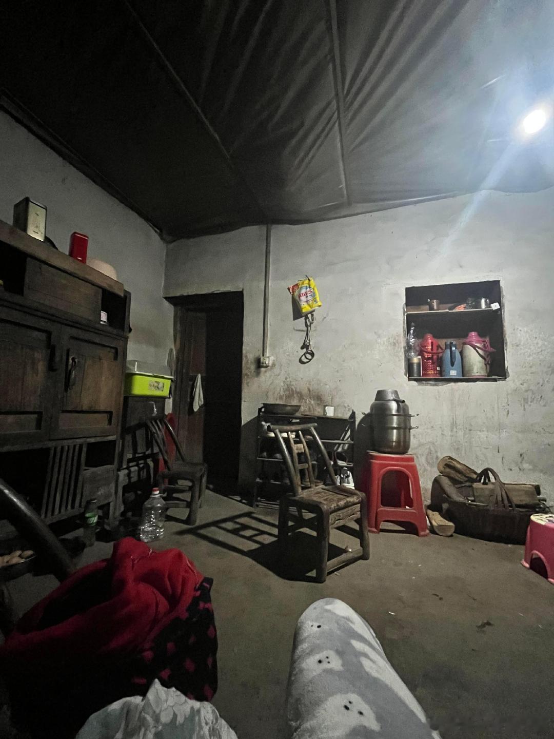 想陪伴爷爷奶奶，但家中预算有限怎么办？ 