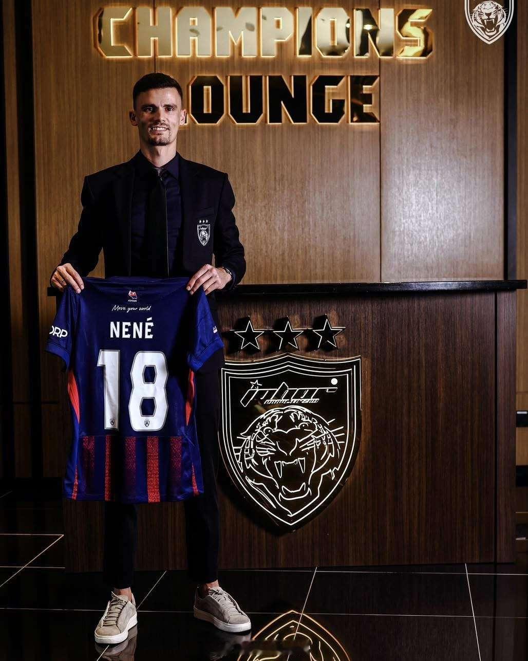 马来西亚劲旅柔佛DT（Johor Darul Ta'zim）官方宣布，签下前云南