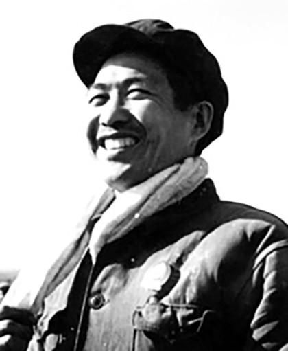 李国才，1932年生，出生于河北昌黎。化工部劳动模范、著名技术革新能手，享有"为