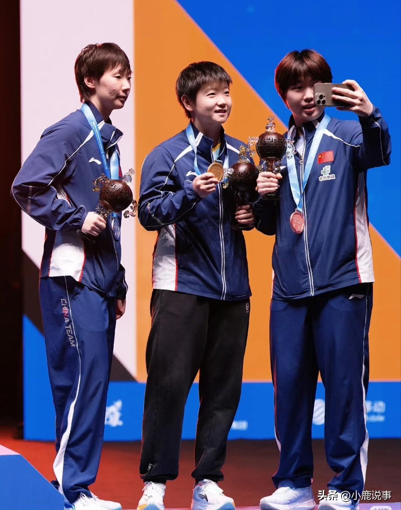 颁奖台上最戳人的从来不是胜负，而是周冠达那句公道话，瞬间看哭无数球迷。
 
大家