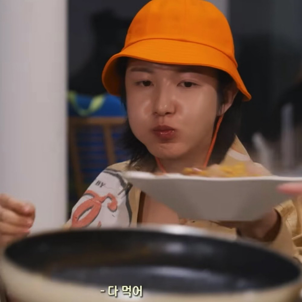 全首尔吃饭最厉害的橘子小孩： ​​​