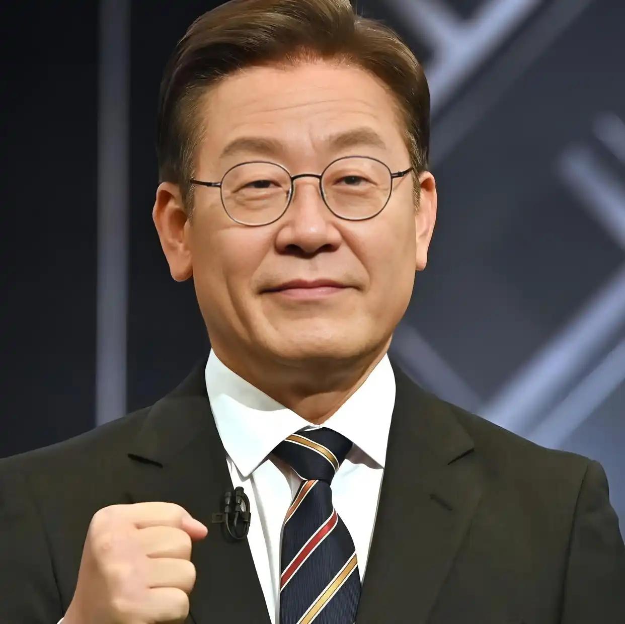 对李总统的好感增加了一千倍！