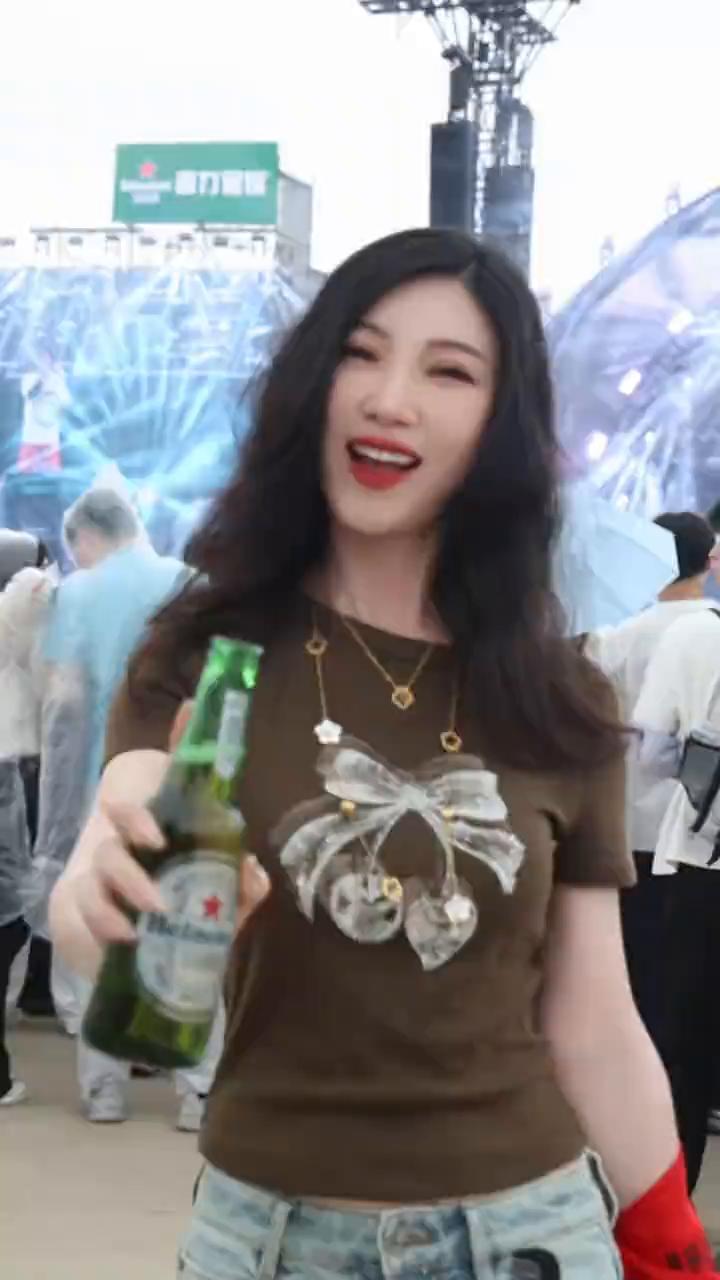 你在我身边的时候。