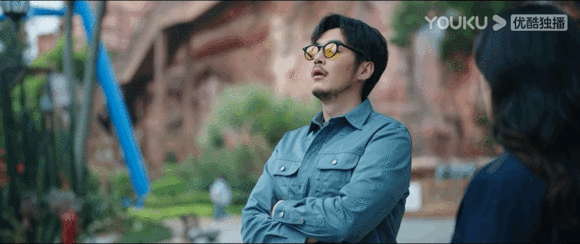 #决战紫金丞之巅#  “你们不要再打了”这个经典名句剧已经成功地浮现在了我的脑海