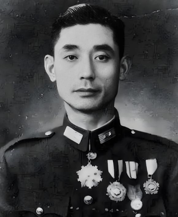 1944年，抗日名将罗树甲被俘，日军为逼他就范，把他的两根大脚趾砍了下来，用刺刀