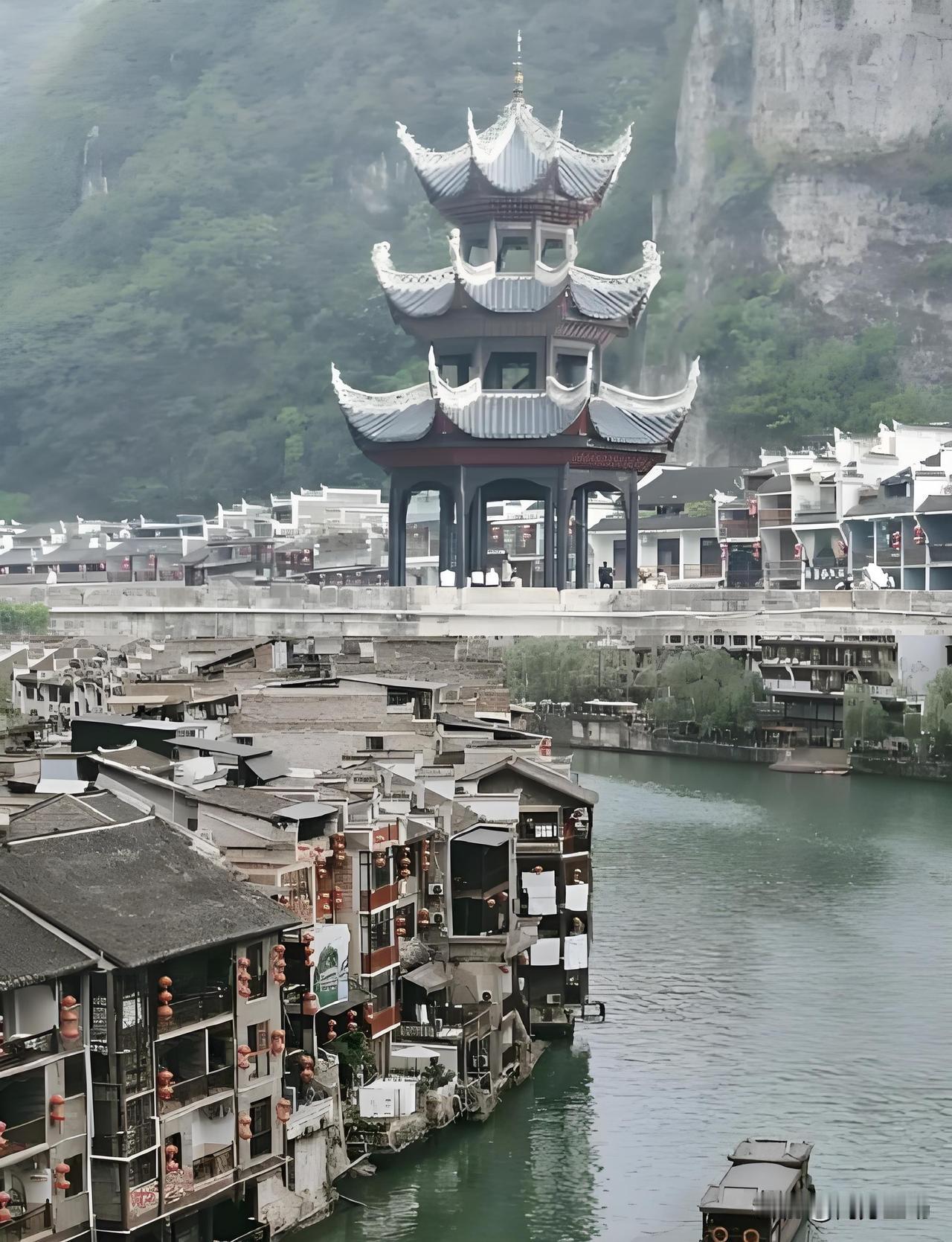 贵州以后这三个地方要火！不是那种网红打卡地，是藏着中国最后底色的那种。
1，镇远