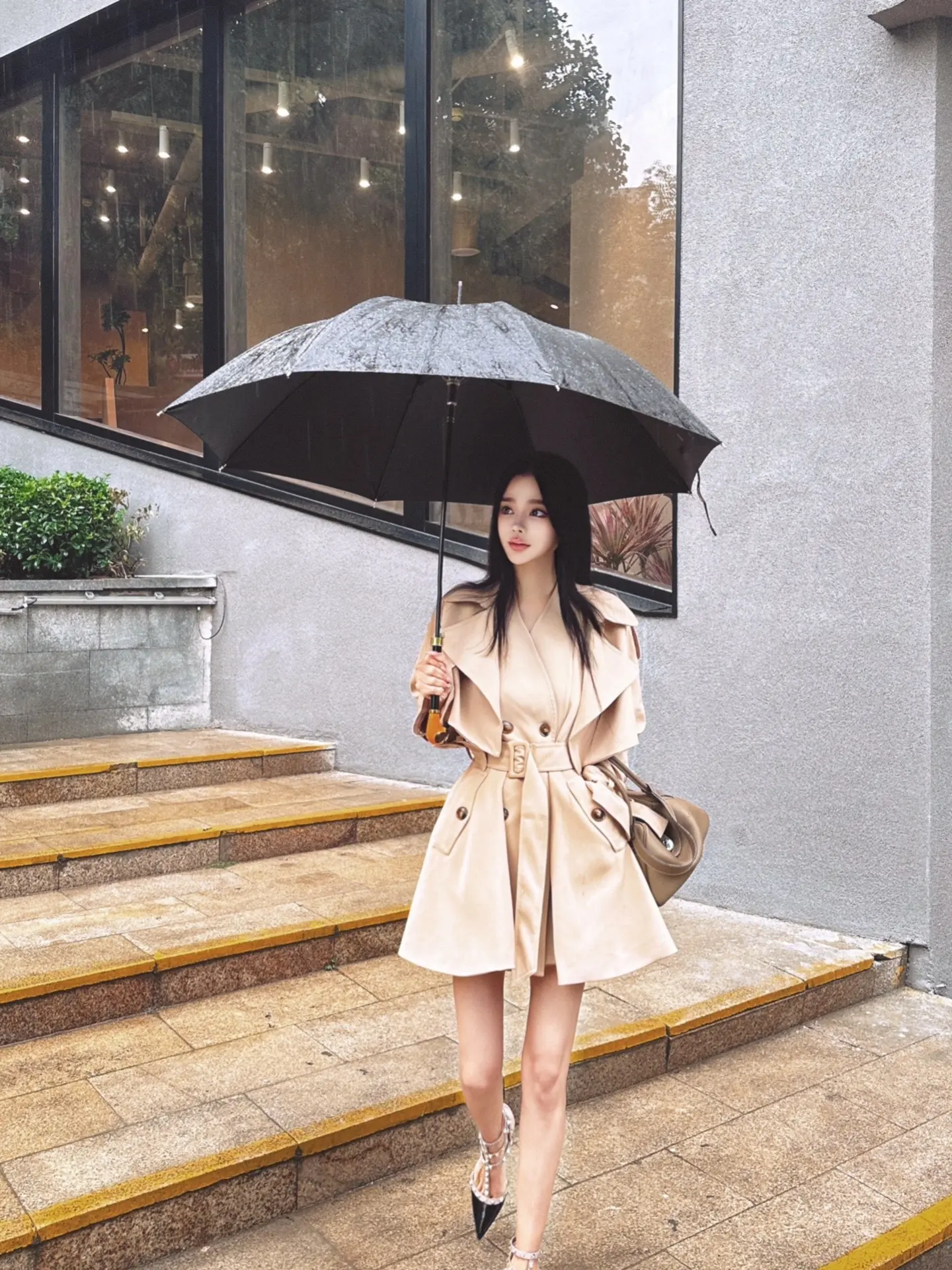 如果情绪是一场雨 那我愿一直困在其中